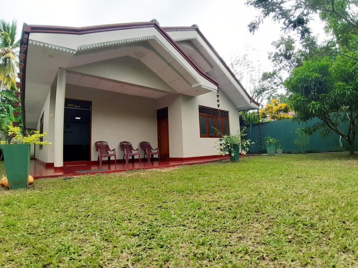 Mutu villa Dikwella Exteriör bild